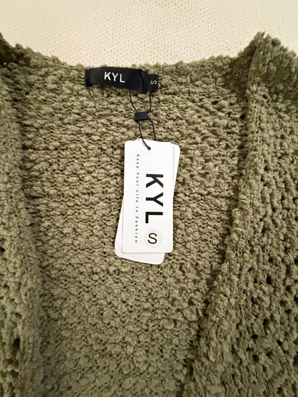 Kyl Women’s Olive Open-Front Chunky Knit Cardigan Sweater - Picture 8 of 11